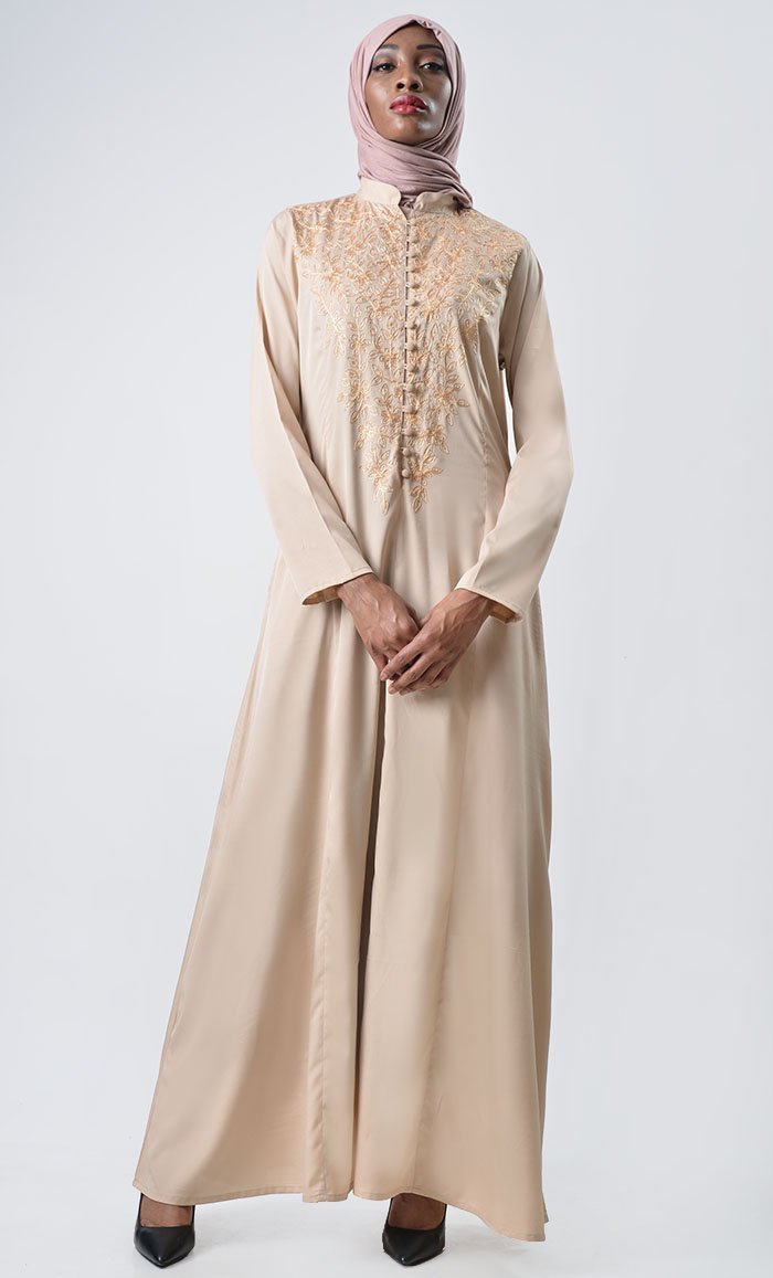 Sleeck Detail Embroidered Abaya