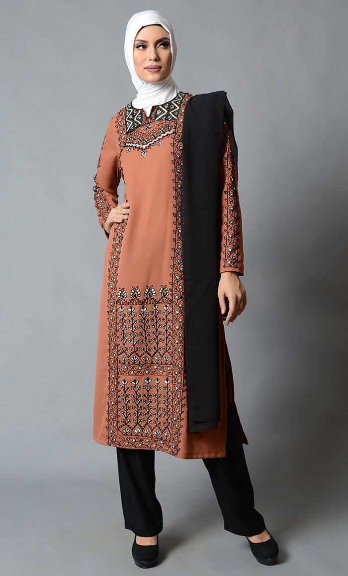 Everday Moss Crepe Embroidered Salwar Kameez set