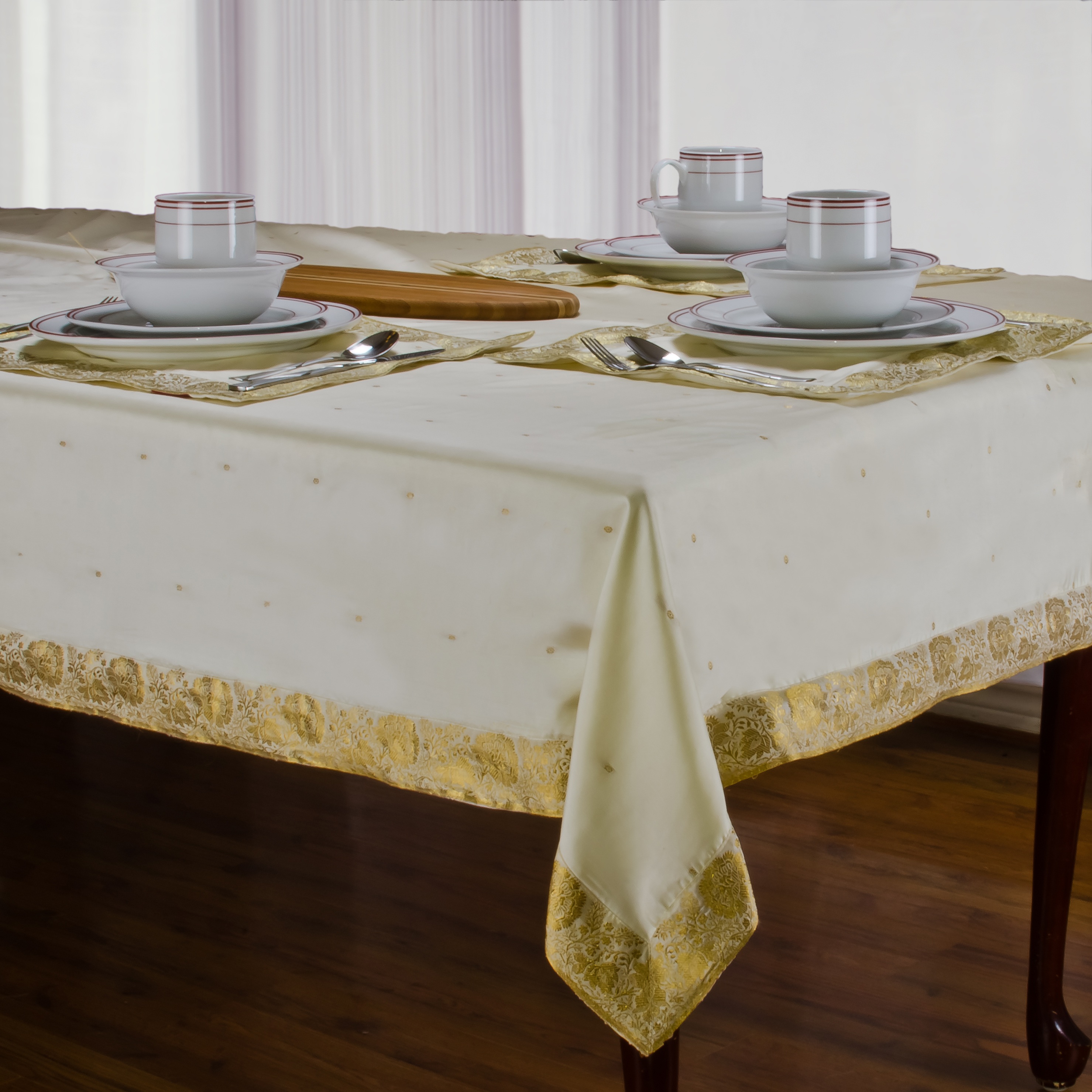 Cream - Handmade Sari Tablecloth (India)